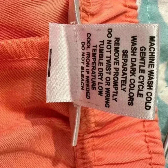 NWT, Rebecca Malone size 3X, pull on style capri pants.  Color:  Desert … - Picture 4 of 5